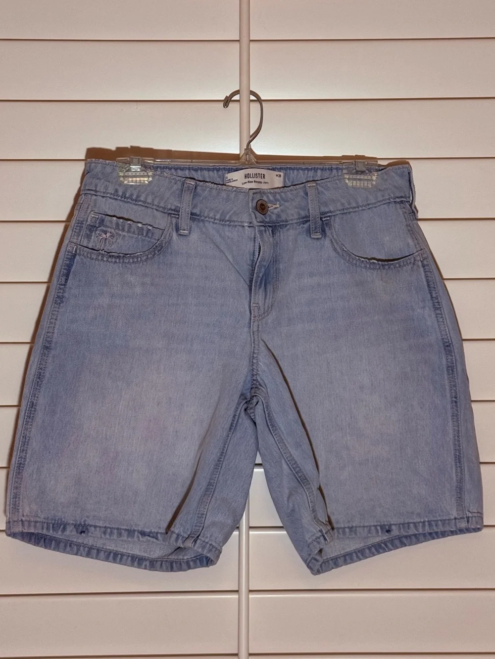 Hollister Women’s Low Rise Baggy Jort